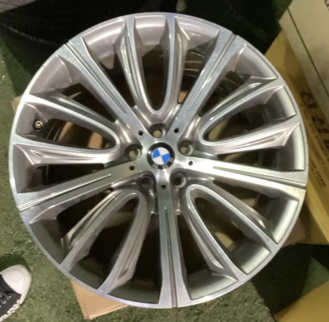 BMW G바디 20인치휠 중고 4개